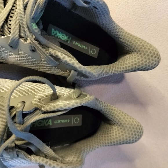 Hoka Clifton 9 Womens Gray and Green Running Shoes Sz 7B. - Picture 11 of 16